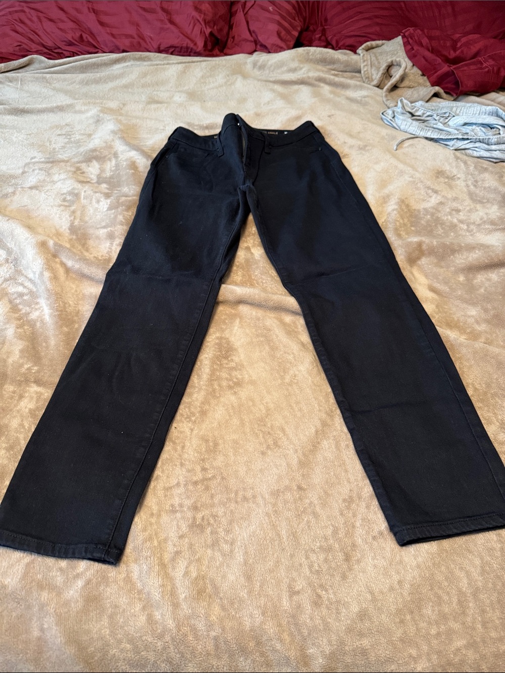 Chico's Women's Black Ankle-Length Jeans
